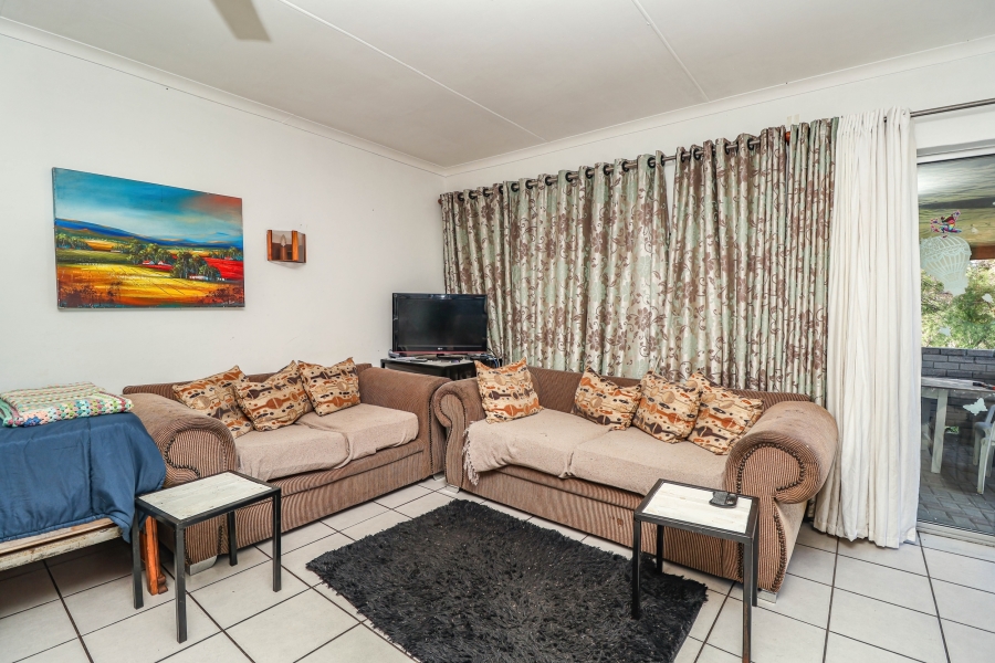 4 Bedroom Property for Sale in Riverside Western Cape